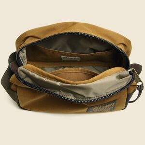Filson Travel Pack - Whiskey